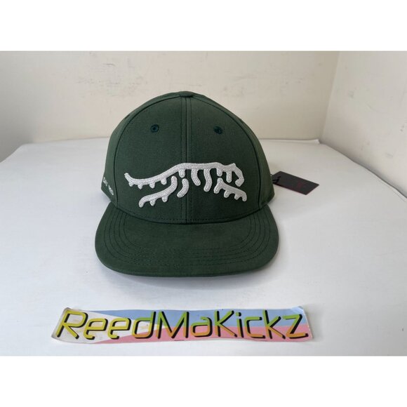 Sun Day Red Tiger Woods Jupiter Mid Hat Golf Green Regular 58cm - Picture 1 of 6